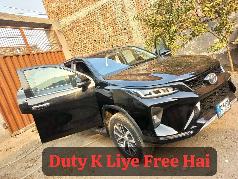 Luxury Car Rentals with Driver for Weddings and Tours in Pakistan 2