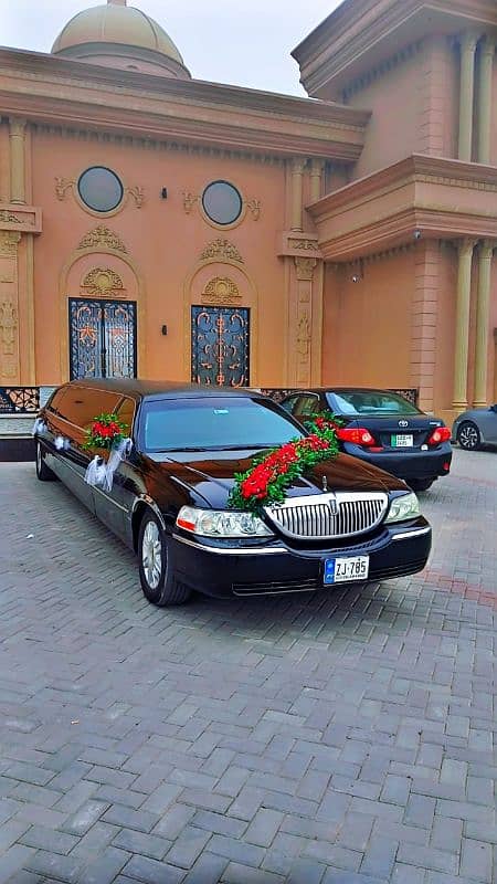 Luxury Car Rentals with Driver for Weddings and Tours in Pakistan 5