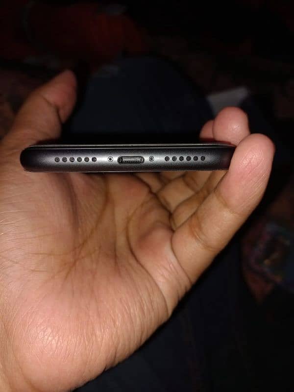 iphone 11 64 gb jv non active 1