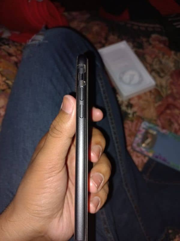 iphone 11 64 gb jv non active 2