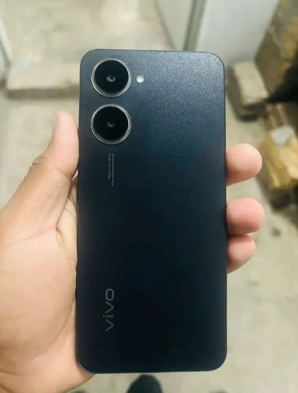 Vivo Y03 6