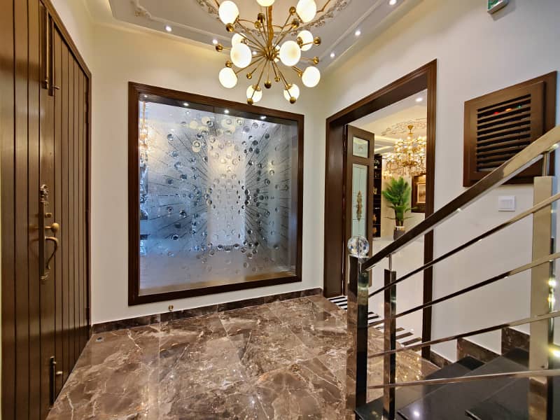 Luxurious Designer 10 Marla Brand New House For Sale in Bahria Town Lahore 18