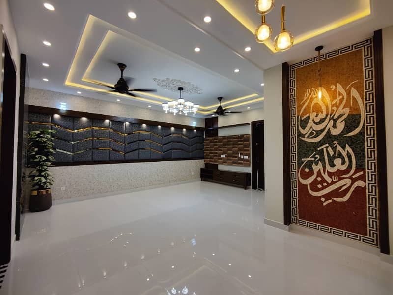 Luxurious Designer 10 Marla Brand New House For Sale in Bahria Town Lahore 36