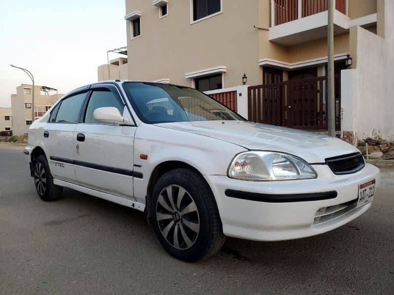 Honda Civic EXi 1997 3