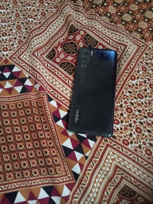 oppo F15 0