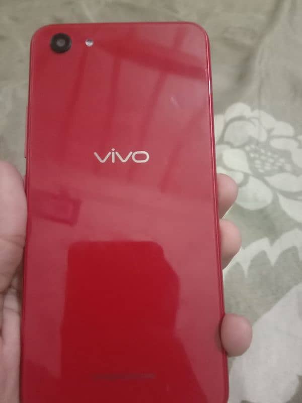 vivo y83 4/128 gb 10 by 10 condition.     contact number: 03441817513 5