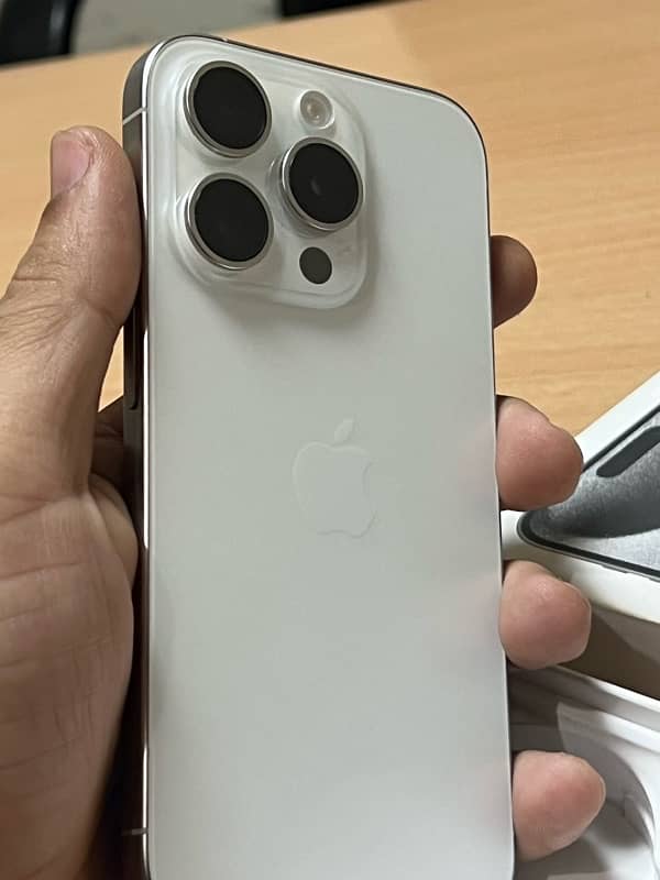 Iphone 15 pro 0