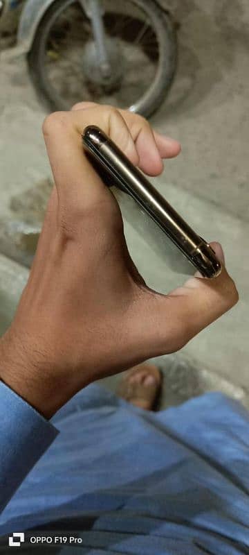 iphone Xs max non PTA 3