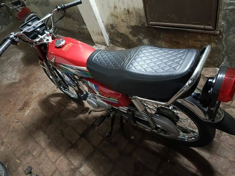 Honda cg 125 red 9