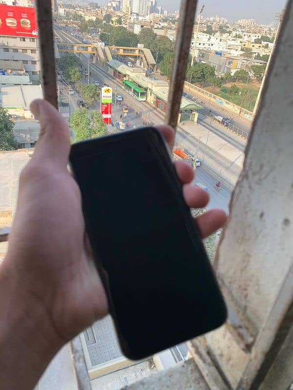 iPhone 11 pro 1