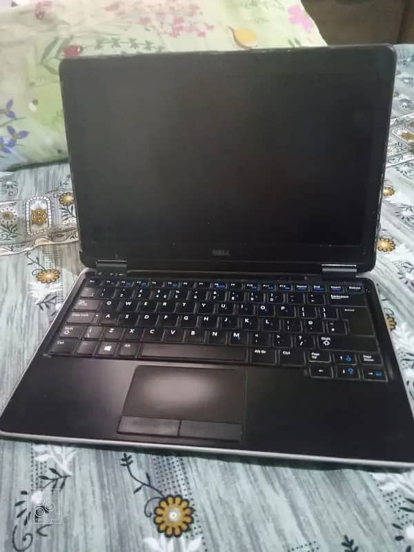 dell latitude laptop for sale. core i5 4 gen. exchange with mobile 4