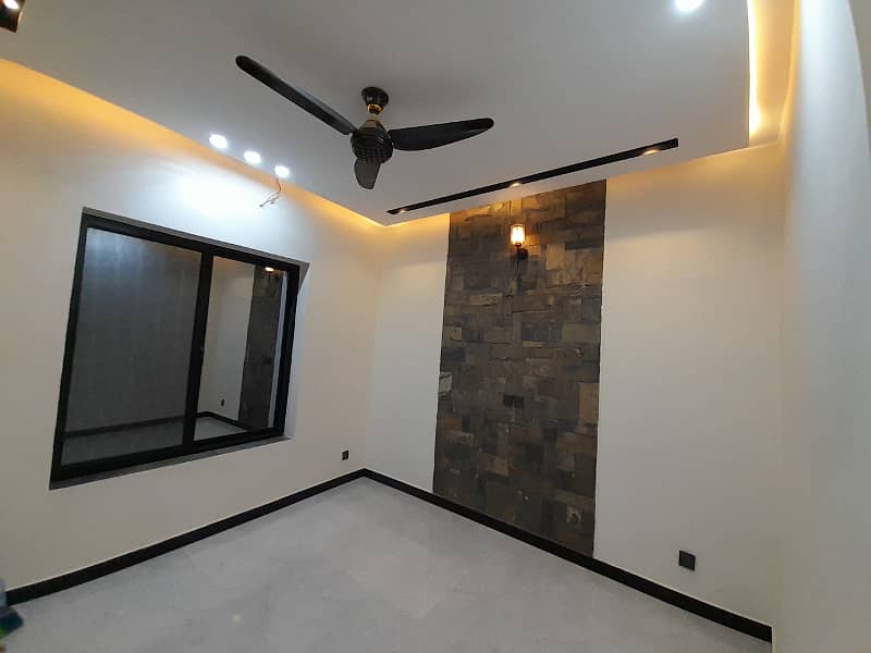 2.5 Marla Designer House For Sale On Very Ideal Location Opp Askari 14 Main Gate Caltex Road Rawalpindi 19