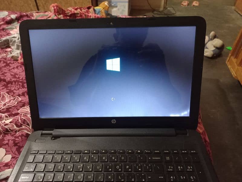 HP NoteBook i3 5th gen 9