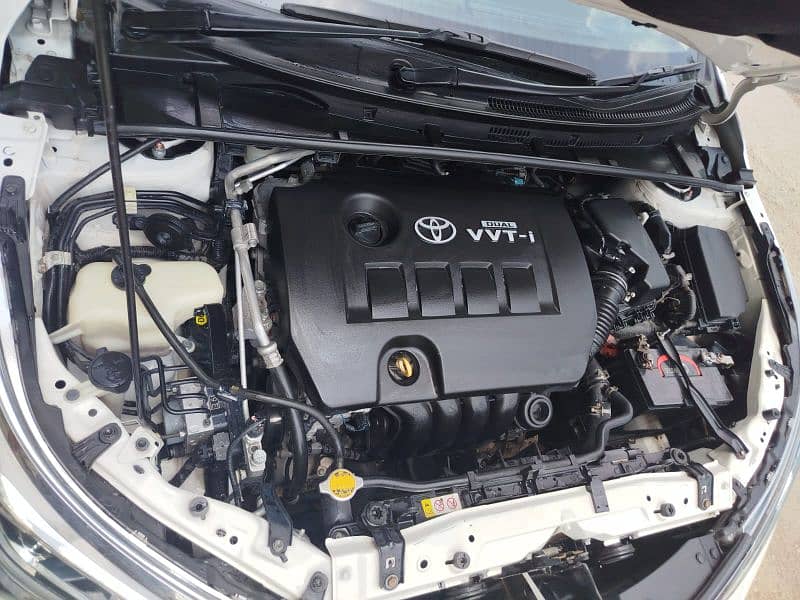 Toyota Altis Grande 2018 9