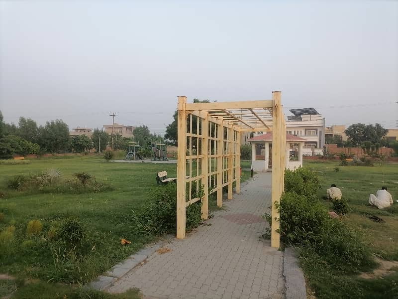 This Is Your Chance To Buy Residential Plot In FDA City - Block B4 Faisalabad 6