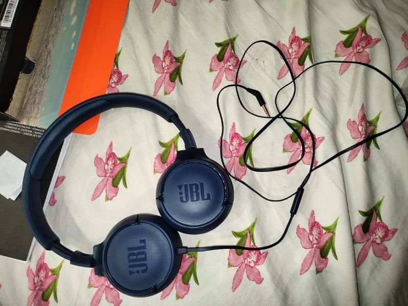 JBL by Harman Tune 500 headphones for sale  (Wired) 5