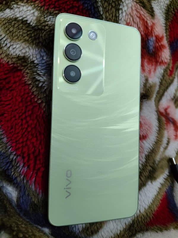 vivo y100 new condition 8+8 ram 256gb rom box charger all available 1