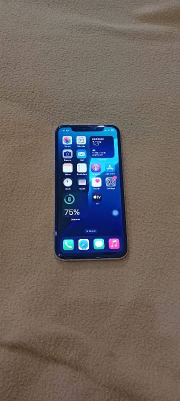 iPhone xs 256gb 80% bettery health best timing And scratchless non pta 6