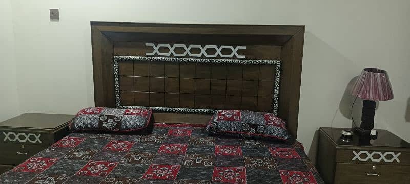 Solid sheesham ka Double bed 2 side tables 1 dressing 1