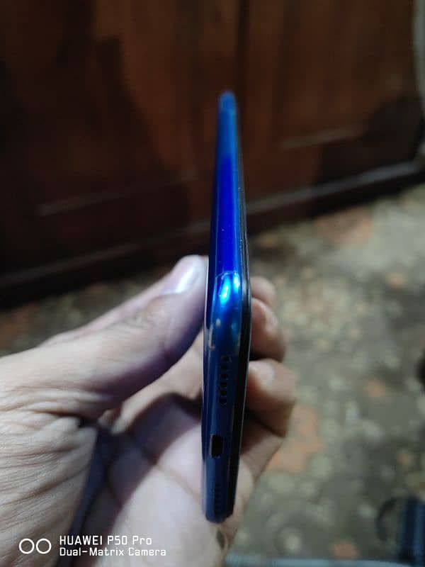 Huawei Y7 Prime 2019 9/10 Condition me ha mobile me koe issues nai ha 10