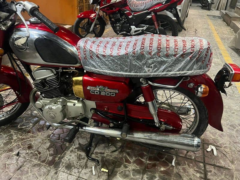 Honda CD200 4