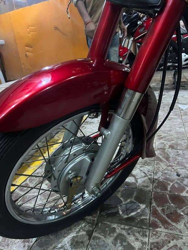 Honda CD200 9