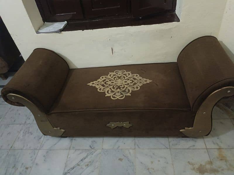 Sofas 6 seater with Table and Couch 3