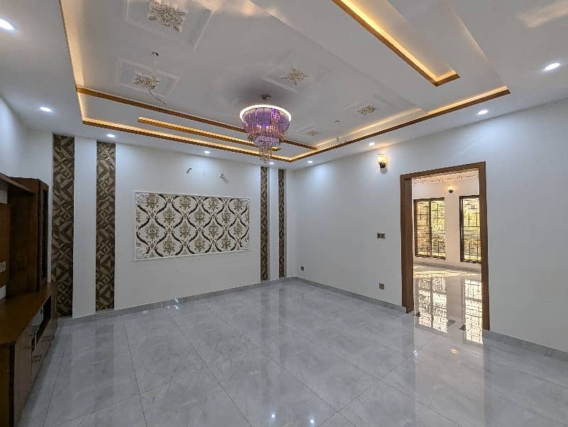 10 Marla brand new luxury Spanish style double storey available for sale in wapdatown Lahore 3