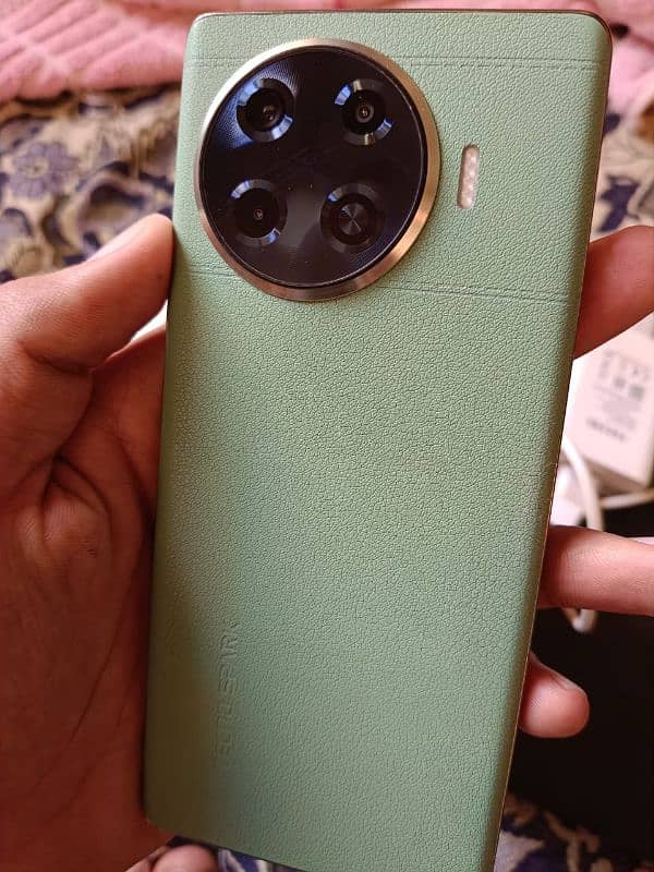 Tecno spark20 pro+ ,Lush Condition 5