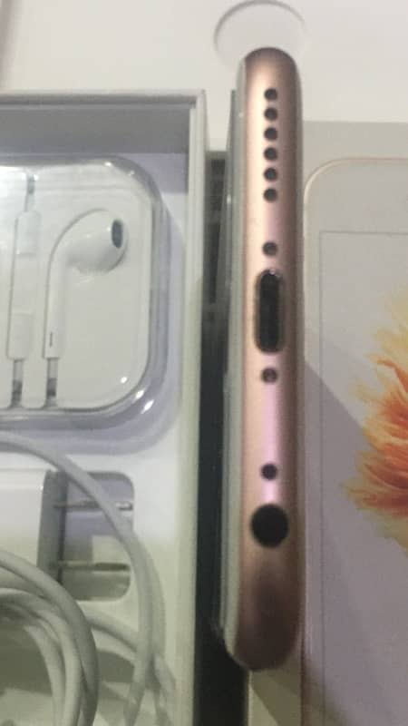 IPhone 6s Plus 16gb 10/10 Pta Approved Like Brand New. 5