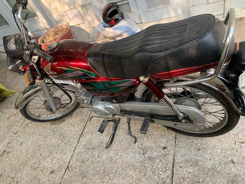 Honda cd 70 2022 model all ok  WhatsApp number 03252555759 call 5