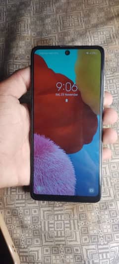 Samsung A51