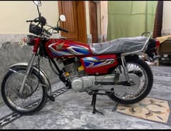 Honda 125. . 2022 modal. . Islamabad number. . 10/9.5 condition. .