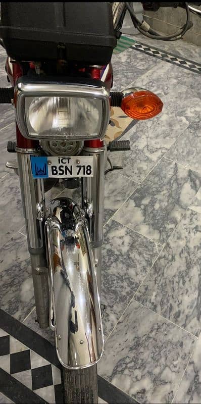 Honda 125. . 2022 modal. . Islamabad number. . 10/9.5 condition. . 11