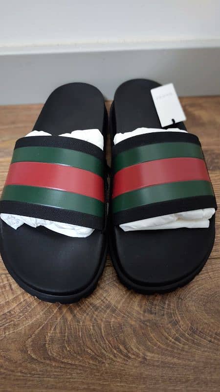 Gucci slippers for men 0