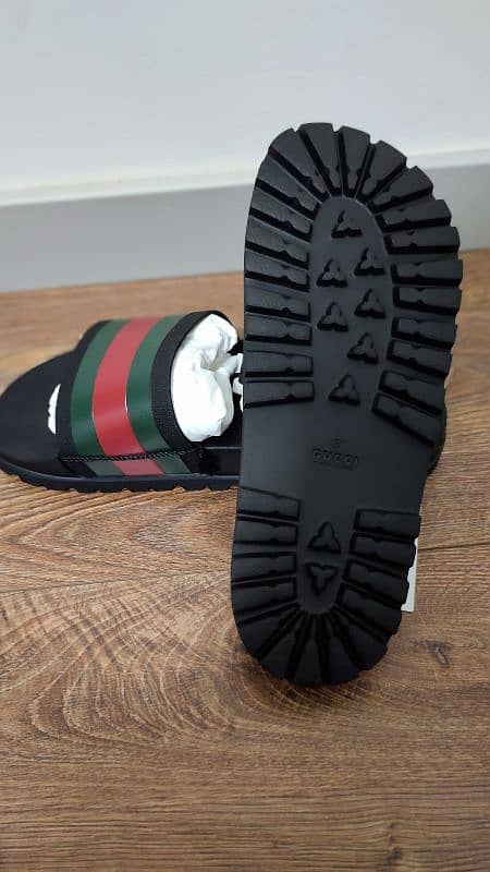 Gucci slippers for men 1