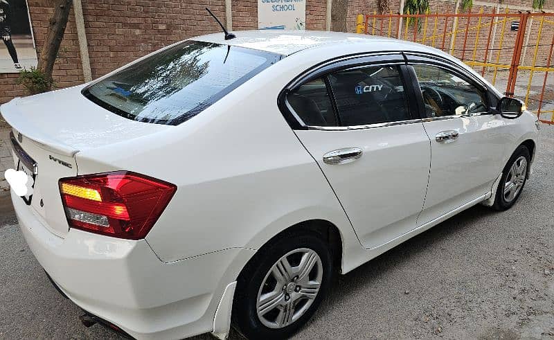 Honda City  2015/2016 Not a single rupee work required Well maintained 7