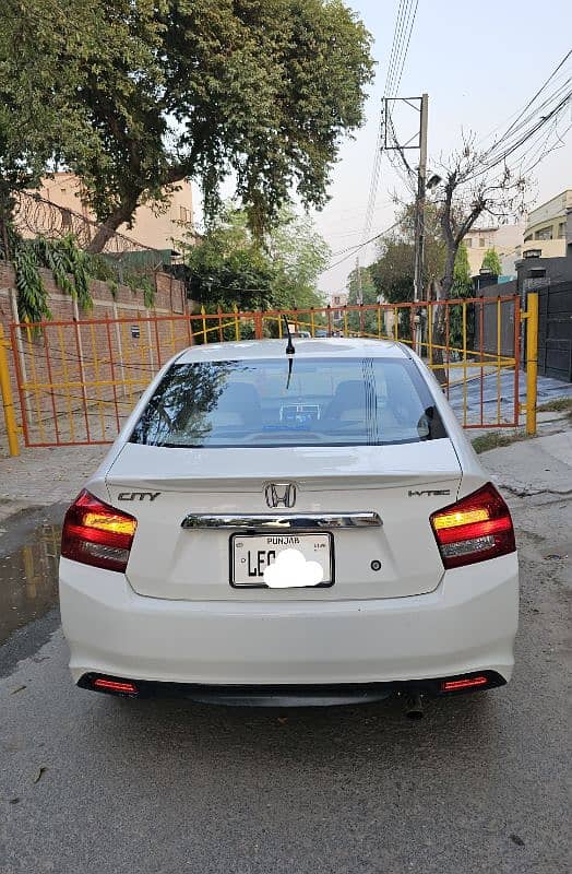 Honda City  2015/2016 Not a single rupee work required Well maintained 19