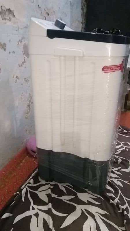 Dawlance ki Washing Machine is a very Good Condition mai 9/10 4