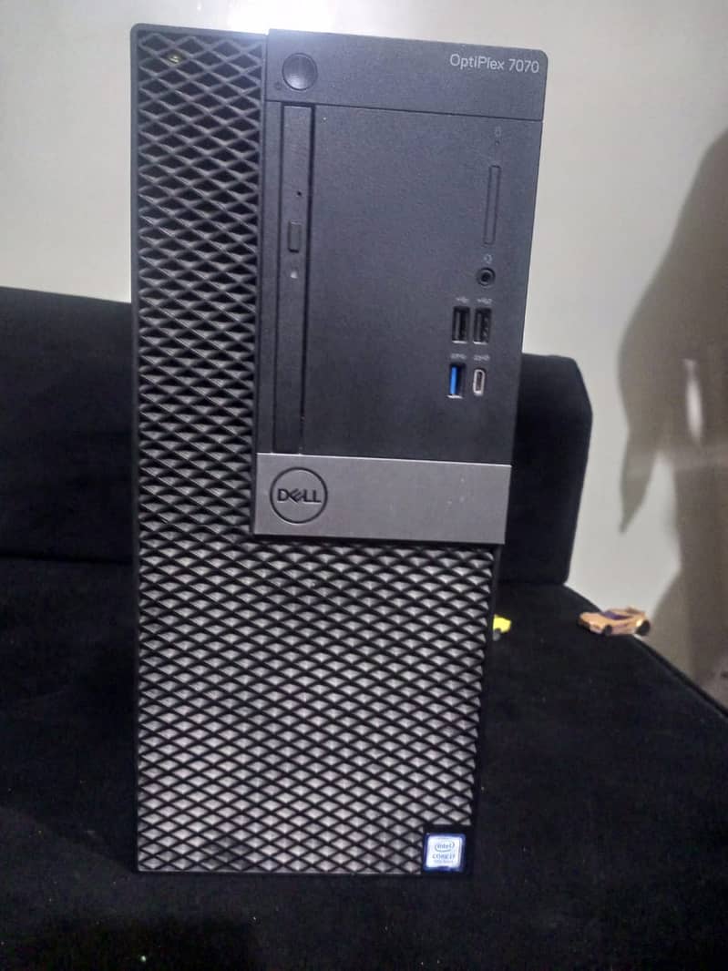 Dell Optiplex 7070 9th Generation core i7 1