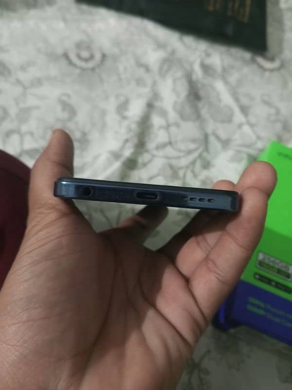 Infinix Hot 40i  For sale . . 8+8 GB ram and 256GB External Memory 2