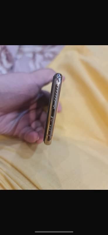 iphone 11 pro rose gold colour 5