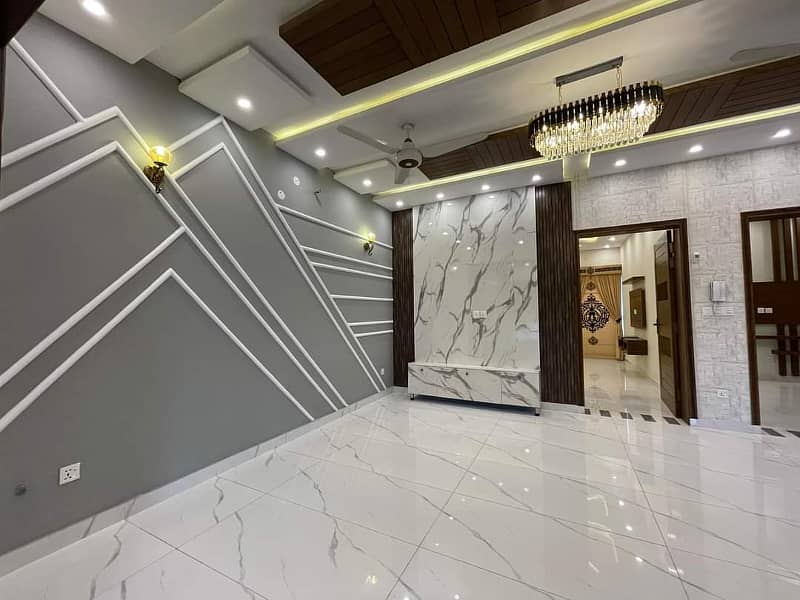 Luxurious Designer 10 Marla Brand New House For Sale In Bahria Town Lahore 4