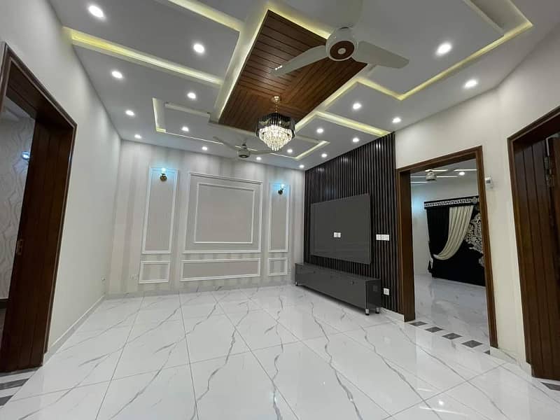 Luxurious Designer 10 Marla Brand New House For Sale In Bahria Town Lahore 13