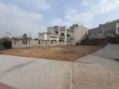 7 marla Plot for sale in new lalazar near foundation university lane 5