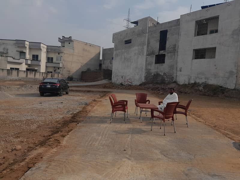 7 marla Plot for sale in new lalazar near foundation university lane 5 7