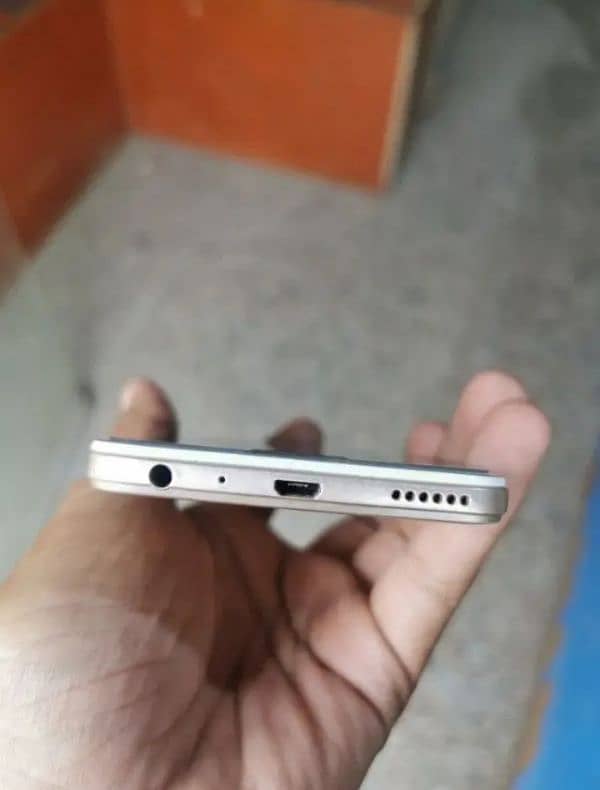 Oppo A57 4/64GB All oky 10/10 condition Contact num 03425139026 3