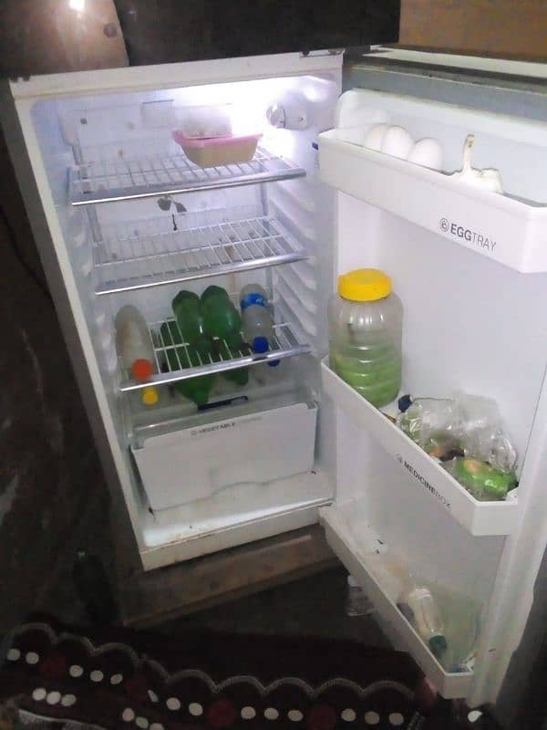 Orient Fridge 2