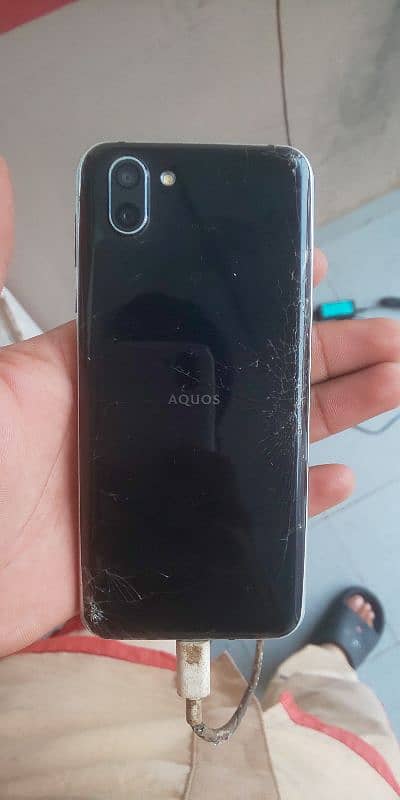 Aquos R2 4/64 2