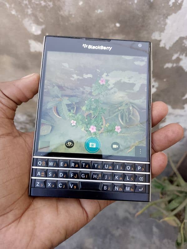 blackberry passport contact 03282973951 3